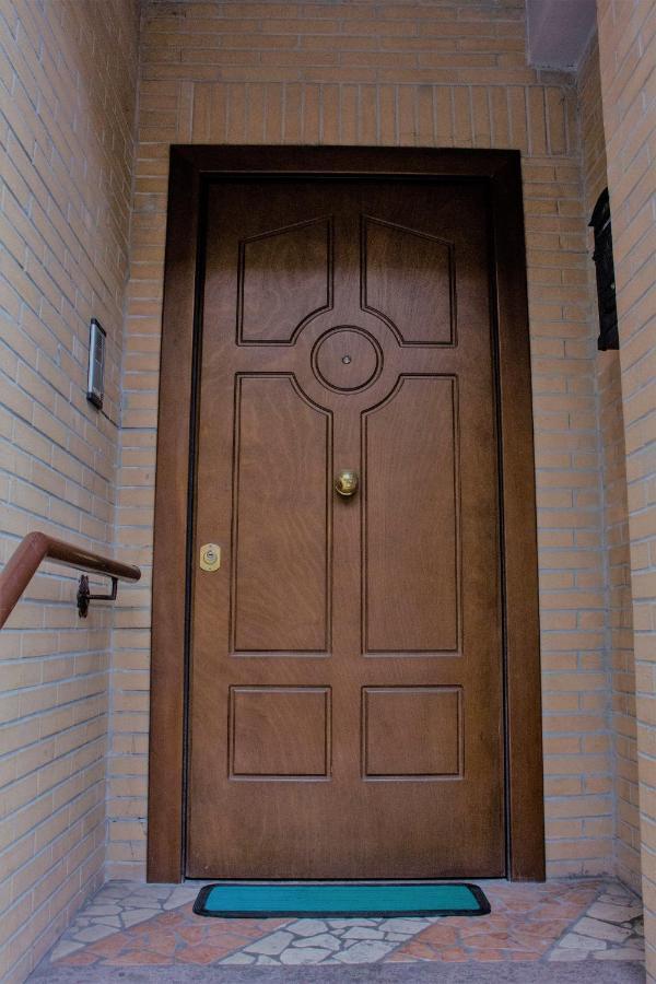 La Casa Di Dada Apartment Авецано Екстериор снимка